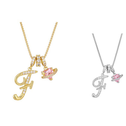 💖 Halskette mit Anfangsbuchstaben und rosa Herzanhänger